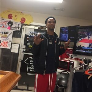 Meet your Posher, Justin